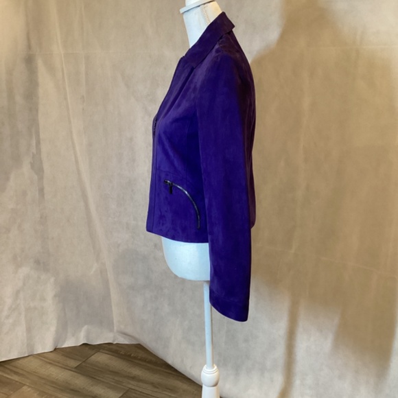 AKRIS SUEDE LEATHER JACKET NWT. BUTTER SOFT Stunning color! Electric blue/purple - Picture 9 of 12